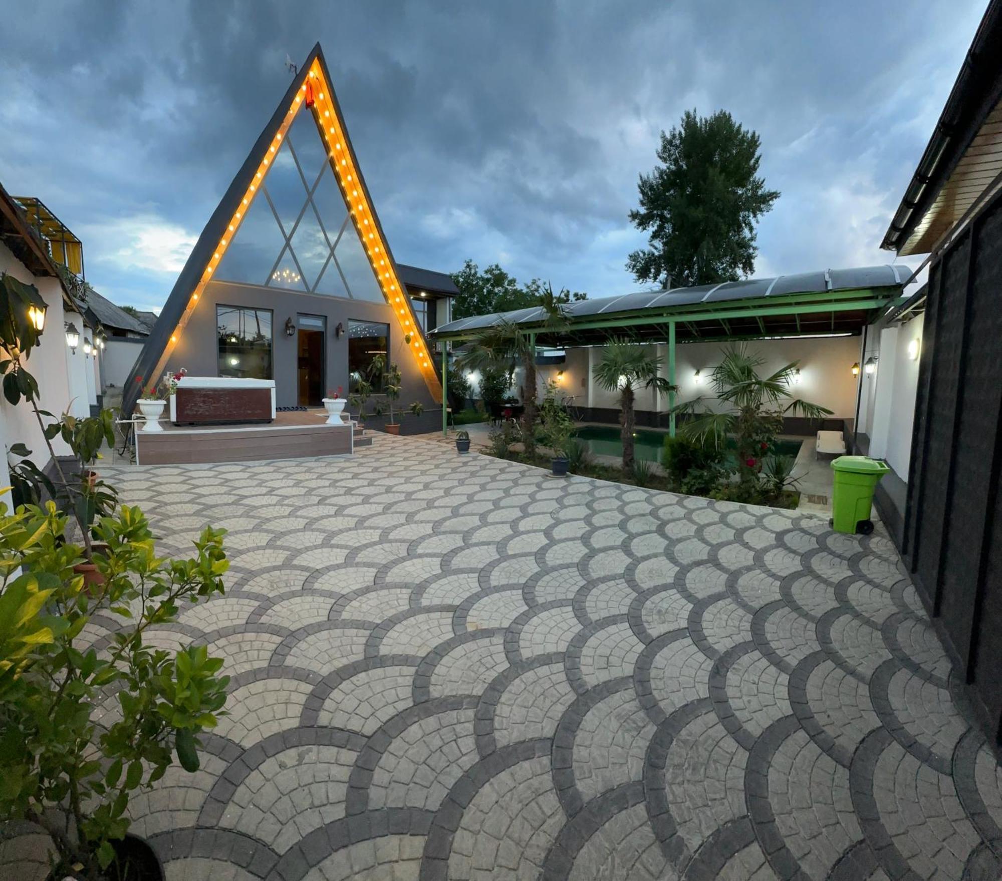 Naturenest A-frame Ferienhaus
