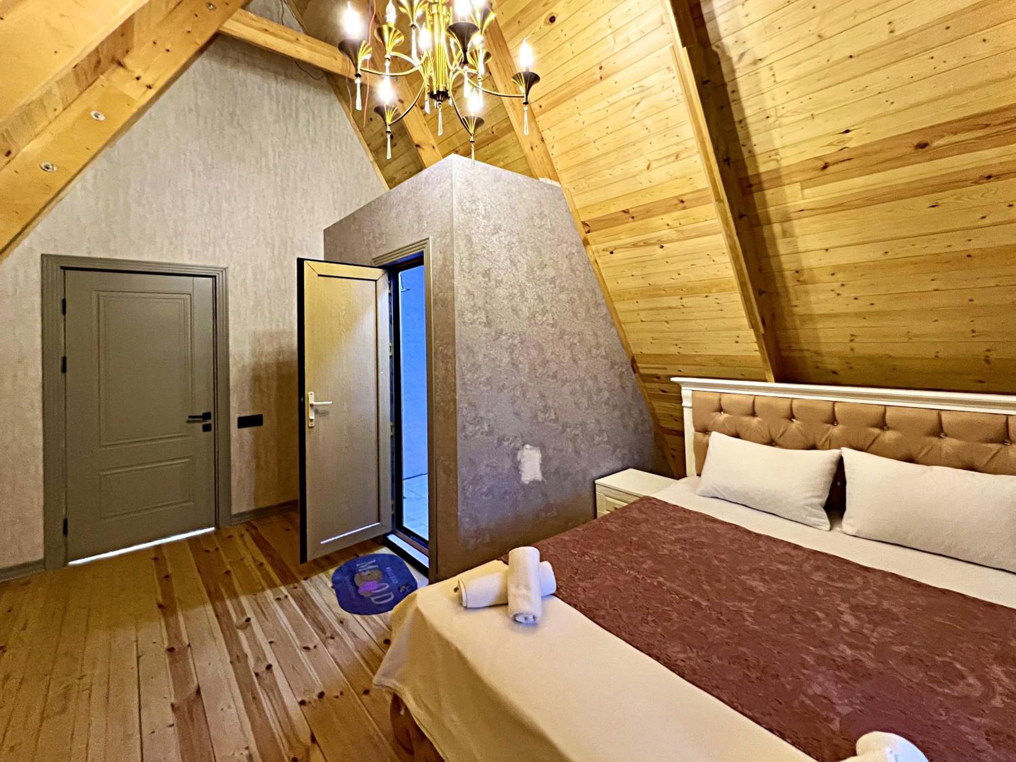 Naturenest A-frame Ferienhaus Qəbələ