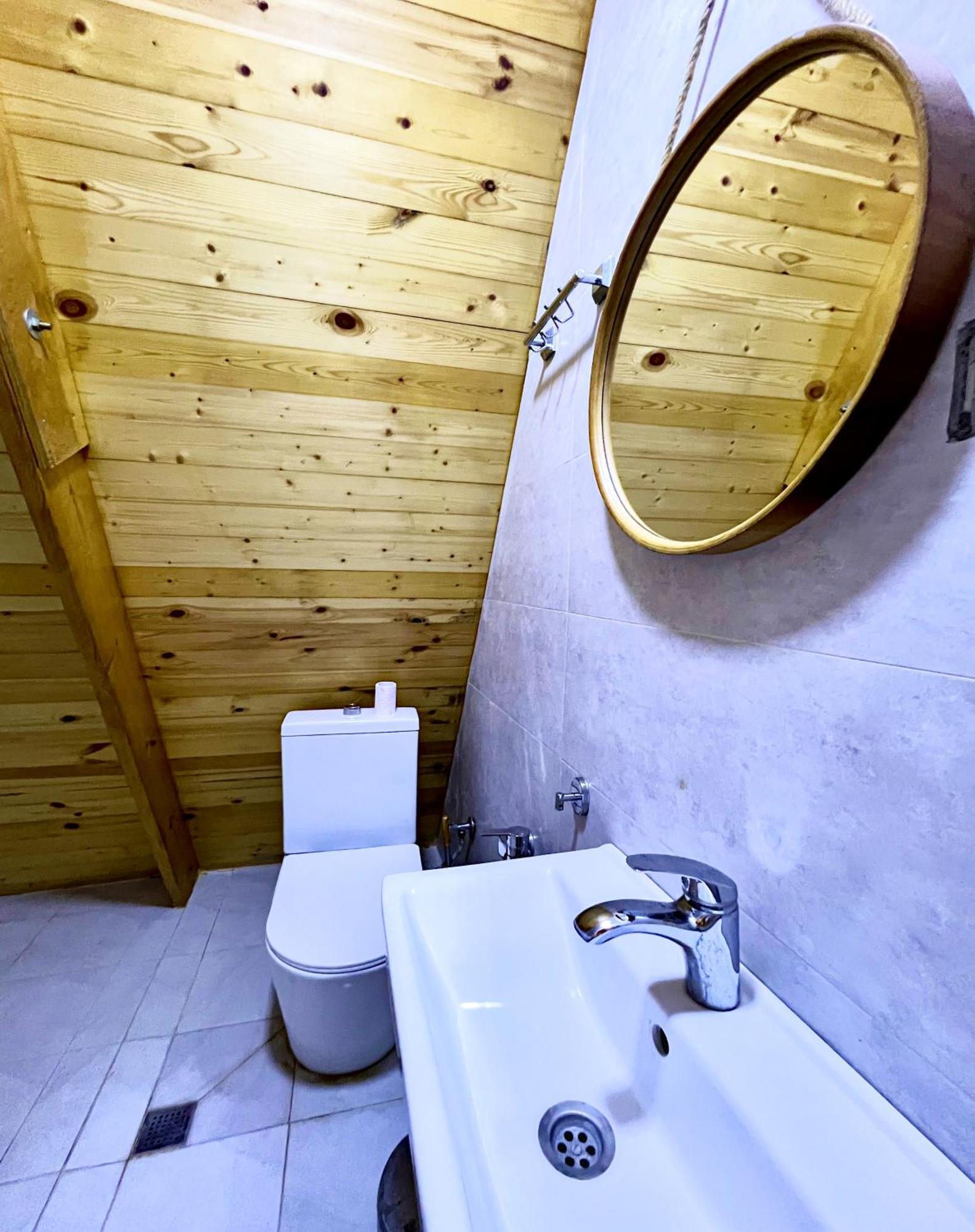 Naturenest A-frame Ferienhaus Qəbələ